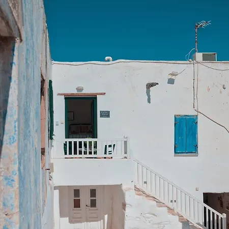 Kastro House בית נופש אנטיפארוס