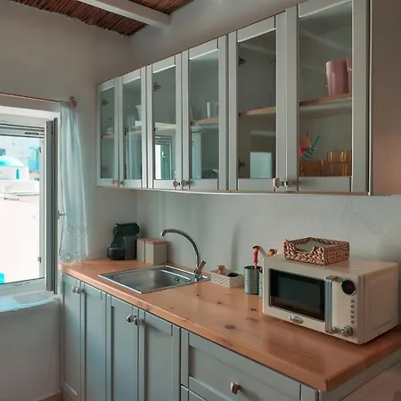 Kastro House אנטיפארוס