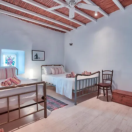 Kastro House 펜션 안티파로스